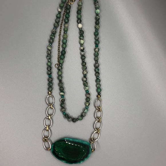 Green Agate Necklace - Picture 2 of 9